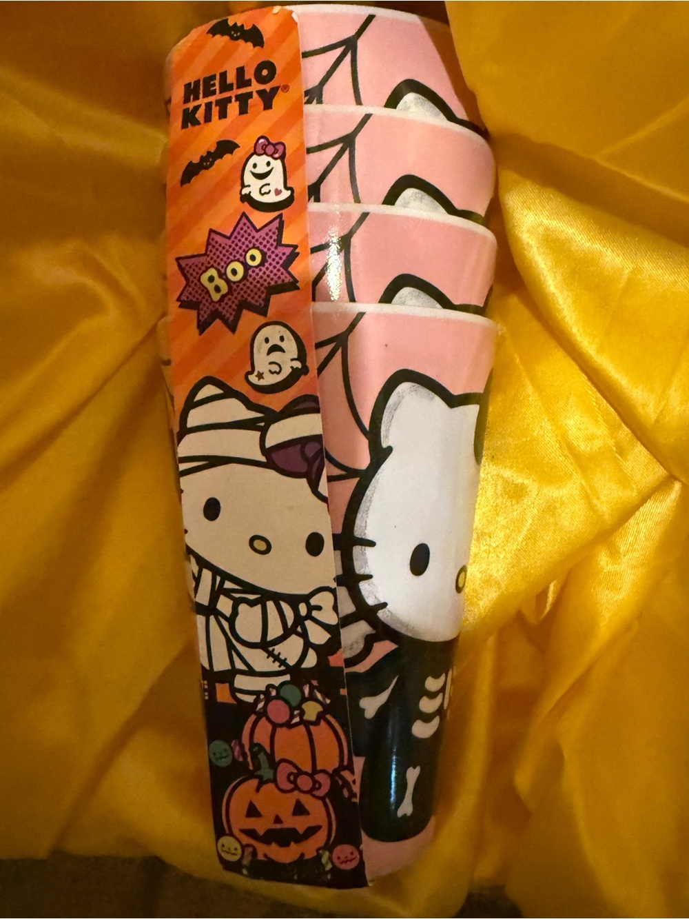 4-Hello Kitty Pink and Orange Halloween  cups
